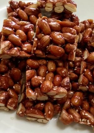 手工炒花生糖 的食譜成品照片