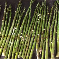 A picture of Balsamic And Garlic Roasted Asparagus.
