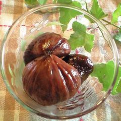 A picture of Chestnuts Simmered in Their Inner Skins.