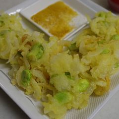 A picture of Curry & Salt Flavored ☆ Fava Bean & Sweet Onion Fritters.