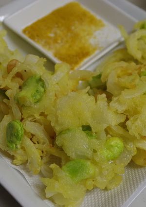 A picture of Curry & Salt Flavored ☆ Fava Bean & Sweet Onion Fritters.