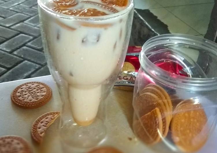 Resep Es Susu Regal ala2 Kopi Soe yang booming itoee..👌 Resep Es Susu Regal ala2 Kopi Soe yang booming itoee..👌