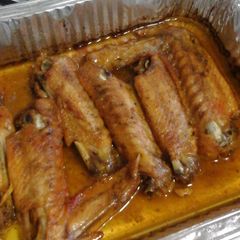 A picture of Baked Turkey Wings.