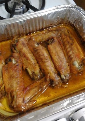 A picture of Baked Turkey Wings.