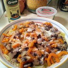 A picture of Spaghetti Squash with sauteed mushrooms.