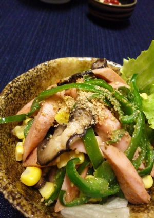 A picture of Stir Fried Fish Sausages with Sesame Flavor.