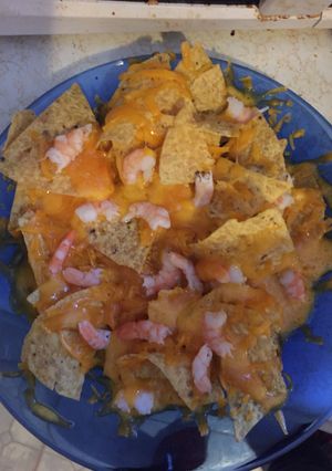 A picture of Cheesy Shrimp Nachos.