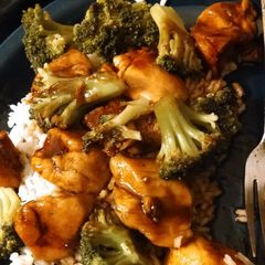 A picture of Mongolian Chicken.