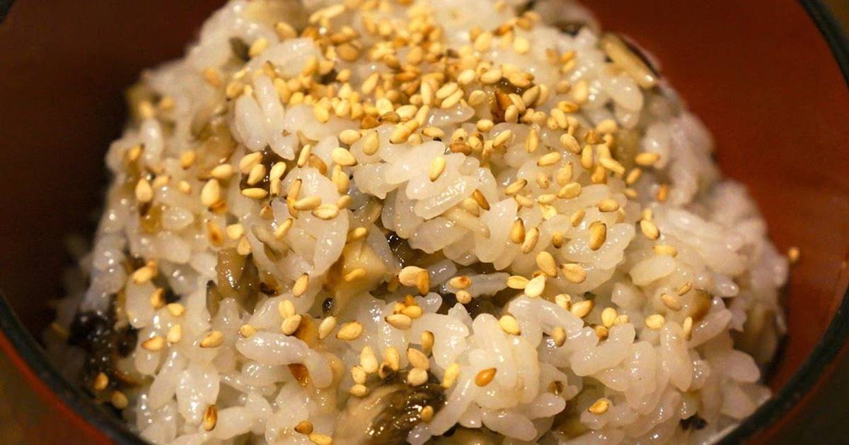 NoFail Mixed Maitake Mushroom Rice Recipe by cookpad.japan Cookpad