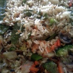 A picture of fluffy rice.