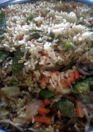 A picture of fluffy rice.