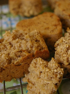 A picture of Wheat Bran Oatmeal Muffins (Macrobiotic).