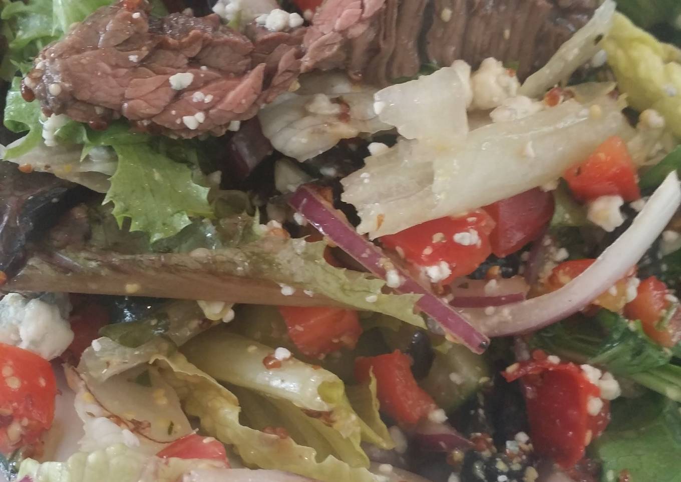 Steak salad