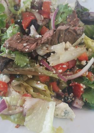 A picture of Steak salad.