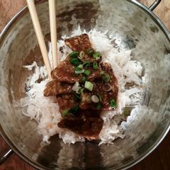 A picture of Crispy Vegetarian Orange "Chicken".