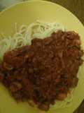 Spaghetti Bolognaisse from scratch 673 cals if following or equivalent used