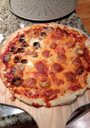 A picture of Fresh, Easy, Great Tasting Italian Pizza.