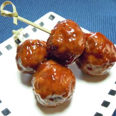 A picture of Easy Meatballs in Sweet and Sour Sauce.
