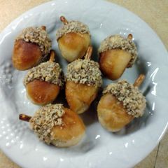 A picture of Acorn Donuts.
