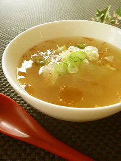 A picture of Chinese-Style Winter Melon and Sakura Shrimp Soup Flavored with Ginger.