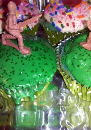 A picture of Army men cupcakes.