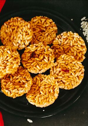 મમરા ની ચીકી (Murmure chikki recipe in gujarati) રેસીપી મુખ્ય ફોટો
