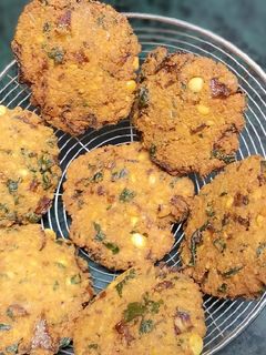 முடக்கற்றான் மசால் வடை😋🤤(mudakkatthan masal vadai recipe in tamil) செய்முறை முக்கிய புகைப்படம்