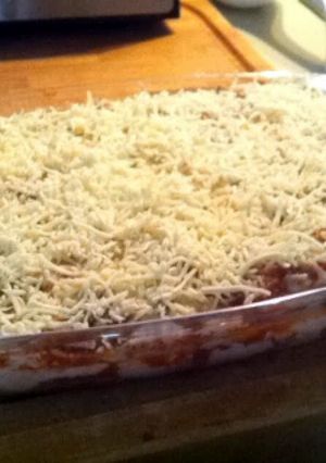 A picture of Mom's Lasagna.