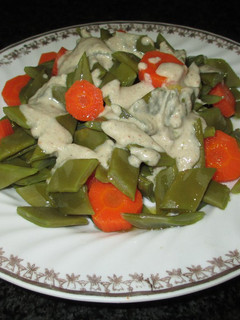 Una foto de Ensalada templada de judías verdes con salsa de semillas - veggie