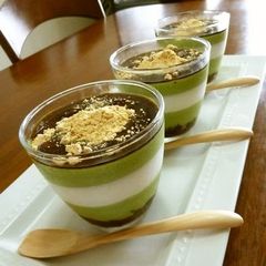 A picture of Anko and Matcha Cream Bavarois.