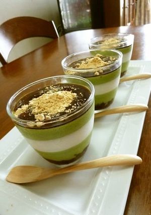 A picture of Anko and Matcha Cream Bavarois.