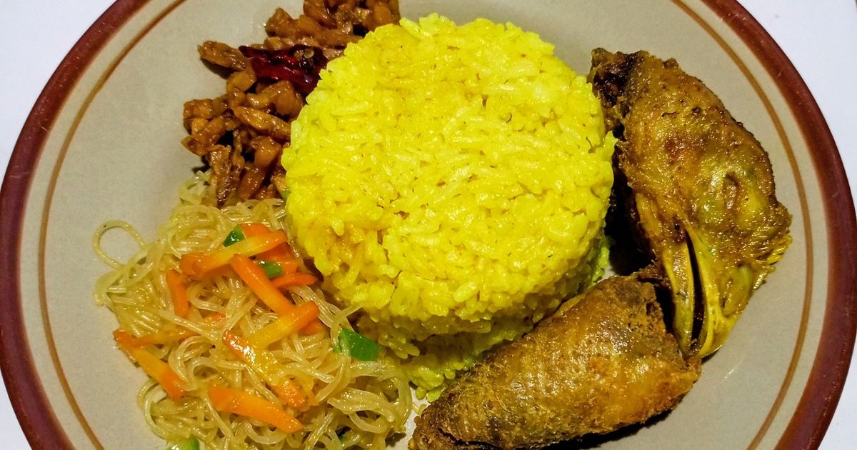 Nasi Kuning Magicom 🍽️