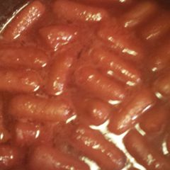 A picture of Drunkin hot dogs.