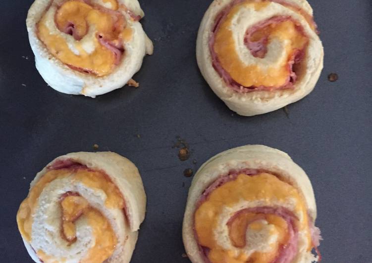 Easiest Way to Prepare Quick Ham And Cheese Pinwheels