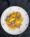 Cá cơm khô kho keo