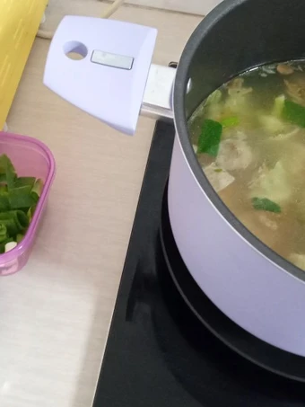 Cara Gampang Menyiapkan Resep Sup bakso ayam kuah bening yang  Bikin Ketagihan Anti Ribet, Bikin Ngiler