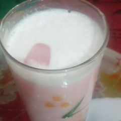 Rose milkshake A picture of Rose milkshake.