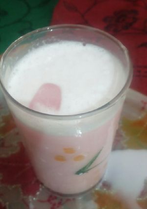 A picture of Rose milkshake.