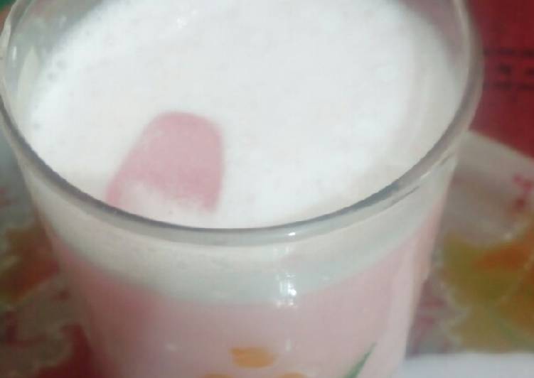Rose milkshake