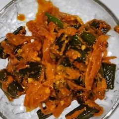 A picture of Dahi Bhindi.