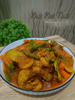 Gambar Phat Phet Thai (Rendang Pedas Thai)