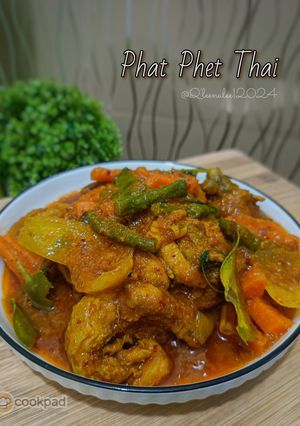 Gambar Phat Phet Thai (Rendang Pedas Thai)