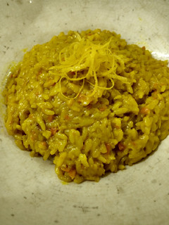Una foto de Risotto de cúrcuma