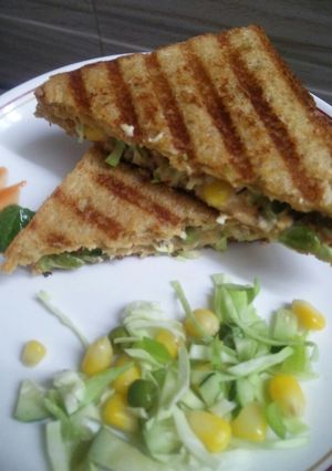 A picture of Grilled Brown Bread Cheesey and Spicy Mayonnaise Sandwich.