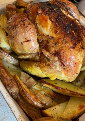 Une photo de Poulet Jaune fermier du Périgord rôti