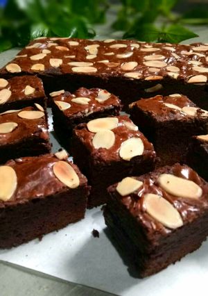 Foto resep Fudgy Brownies Shiny Crust