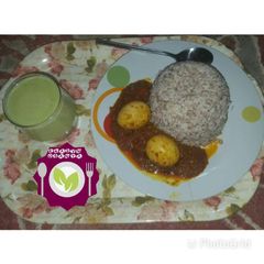 A picture of Opada rice wit Avocado dessert.