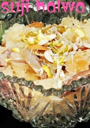 A picture of Suji halwa.
