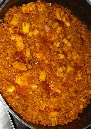 Una foto de Arroz a banda 🍚🦐🦑
