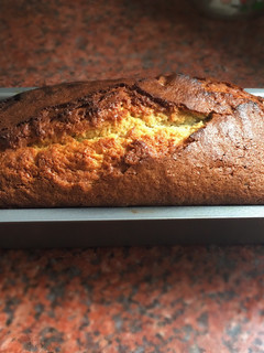 Una foto de 💜Budín de ciruelas relleno💜